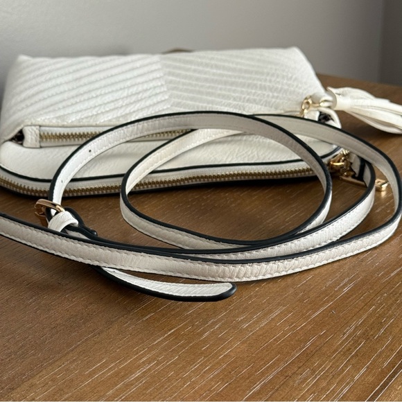 White Chevron Quilted Medium Crossbody Bag with Tassel Accent - Picture 7 of 11